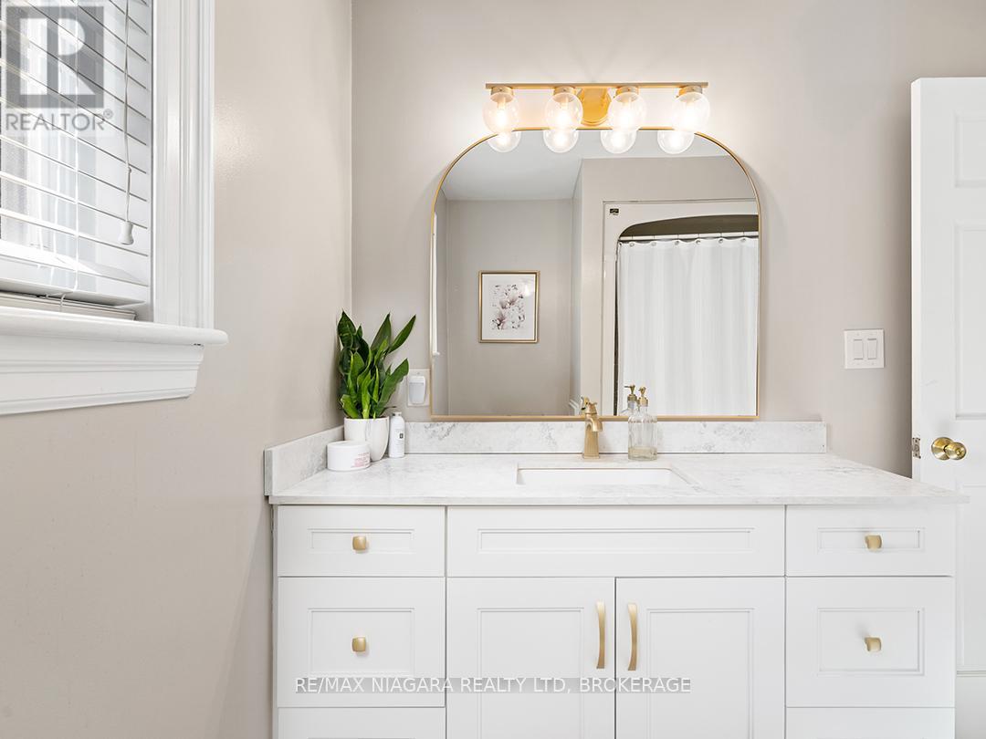 10187 Lakeshore Road W, Wainfleet, Ontario  L3K 5V4 - Photo 36 - X12430583