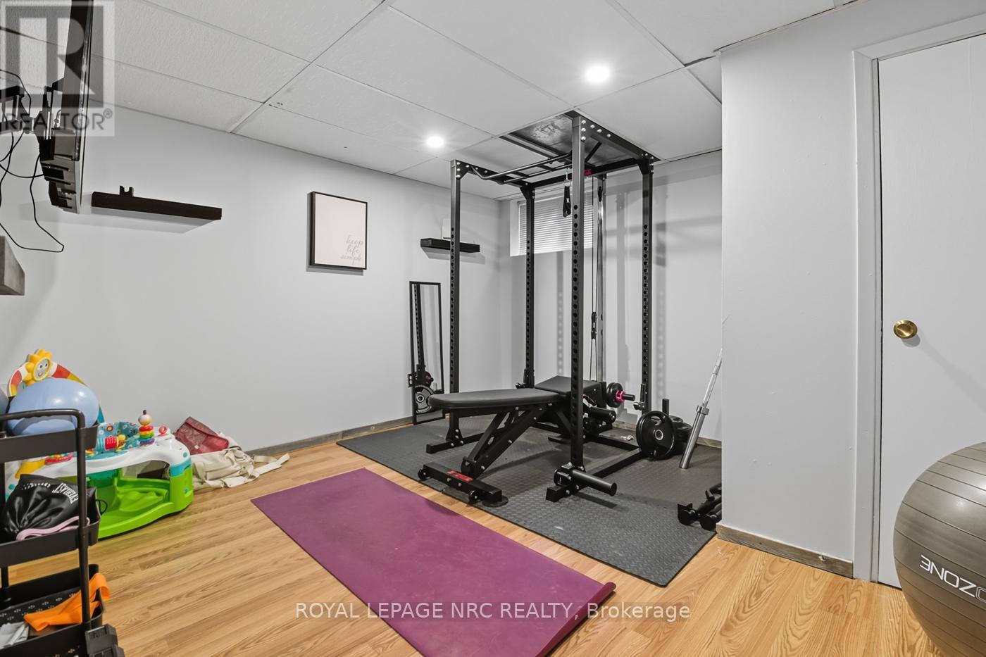 243 Gross Avenue, Welland, Ontario  L3C 2V1 - Photo 17 - X12431878