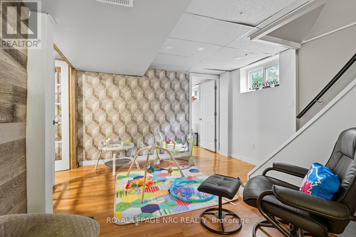 243 Gross Avenue, Welland, Ontario  L3C 2V1 - Photo 23 - X12431878