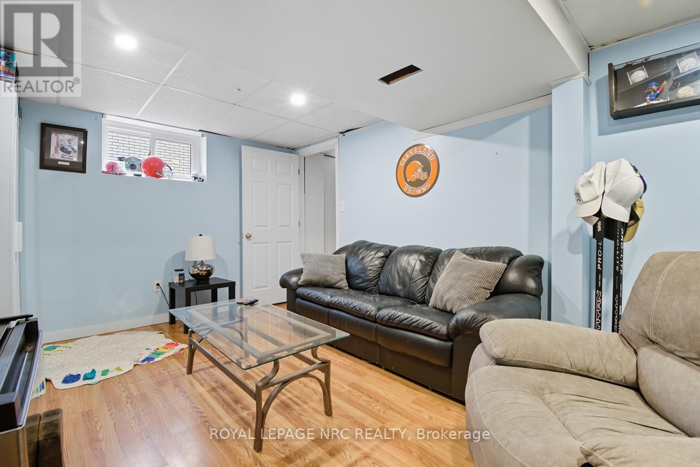 243 Gross Avenue, Welland, Ontario  L3C 2V1 - Photo 24 - X12431878