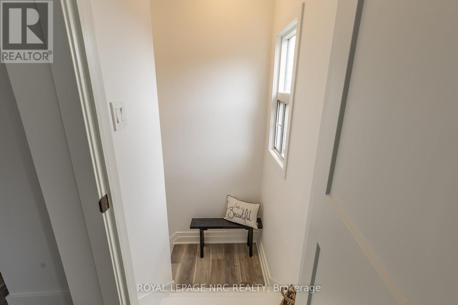 248 Bell Street, Port Colborne, Ontario  L3K 1J4 - Photo 14 - X12432180