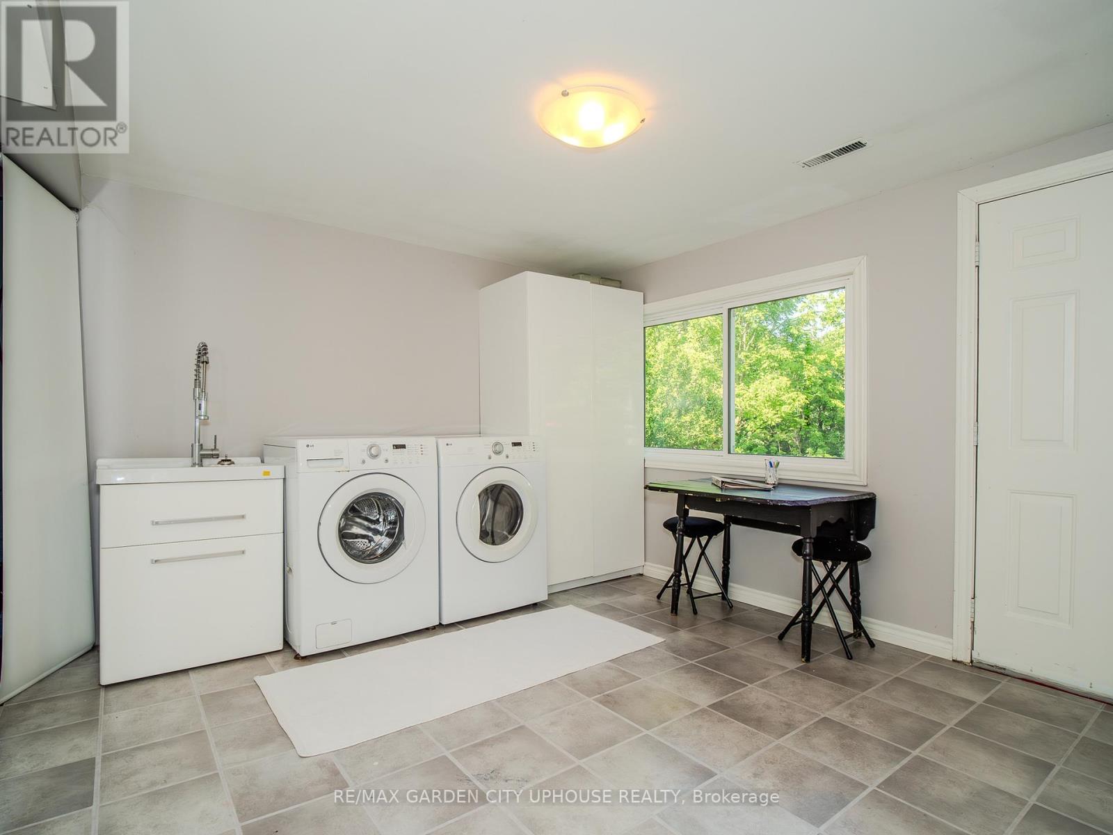 3197 Ninth Street, St. Catharines, Ontario  L2R 6P7 - Photo 21 - X12432844