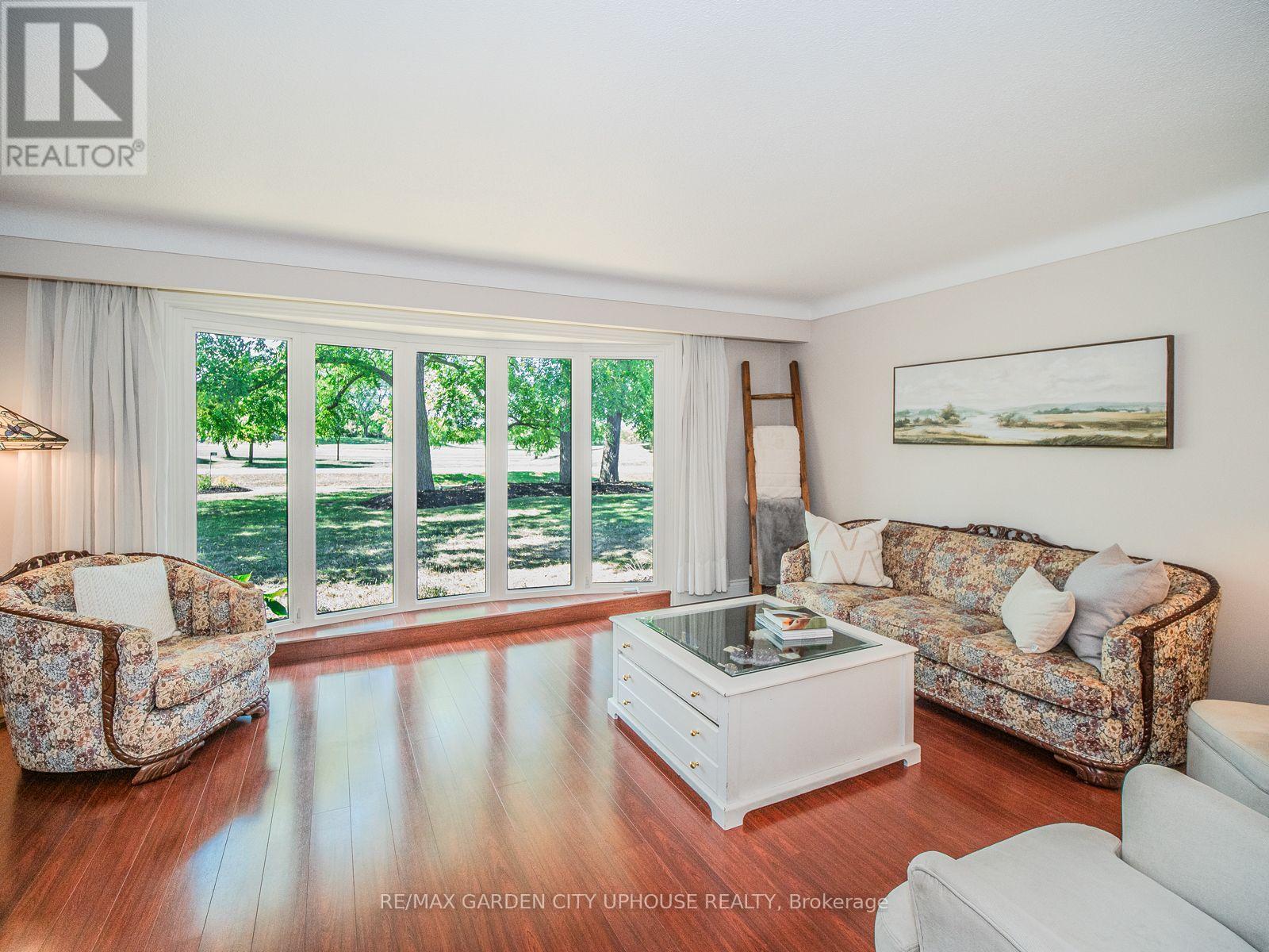 3197 Ninth Street, St. Catharines, Ontario  L2R 6P7 - Photo 3 - X12432844