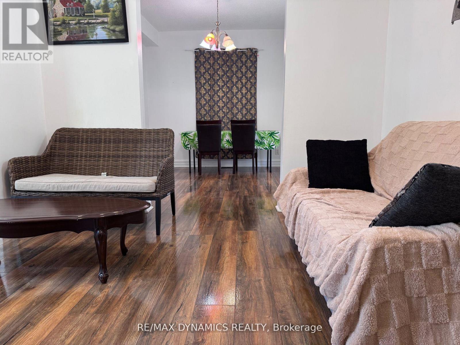 5463 Palmer Avenue, Niagara Falls, Ontario  L2E 3V2 - Photo 8 - X12433990