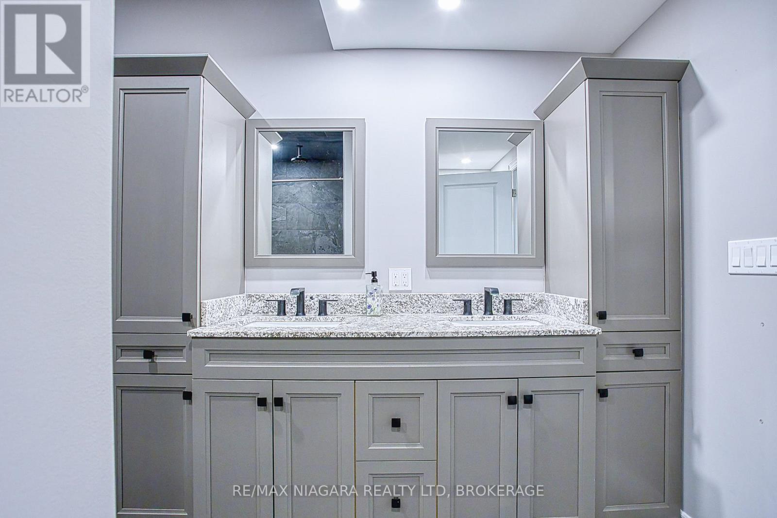 43 Sauer Avenue, Welland, Ontario  L3B 0C7 - Photo 24 - X12434312