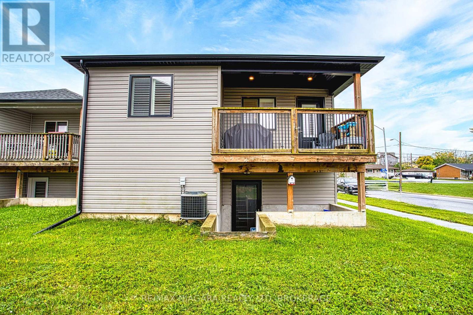 43 Sauer Avenue, Welland, Ontario  L3B 0C7 - Photo 30 - X12434312