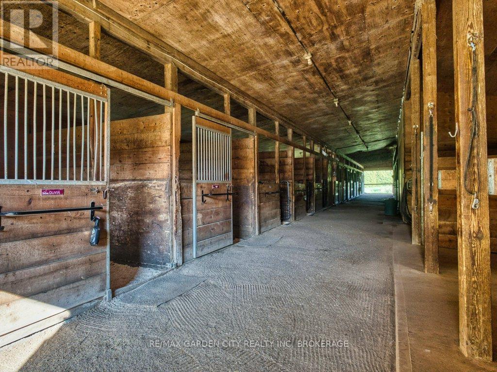 503 Metler Road, Pelham, Ontario  L0S 1M0 - Photo 12 - X12434643