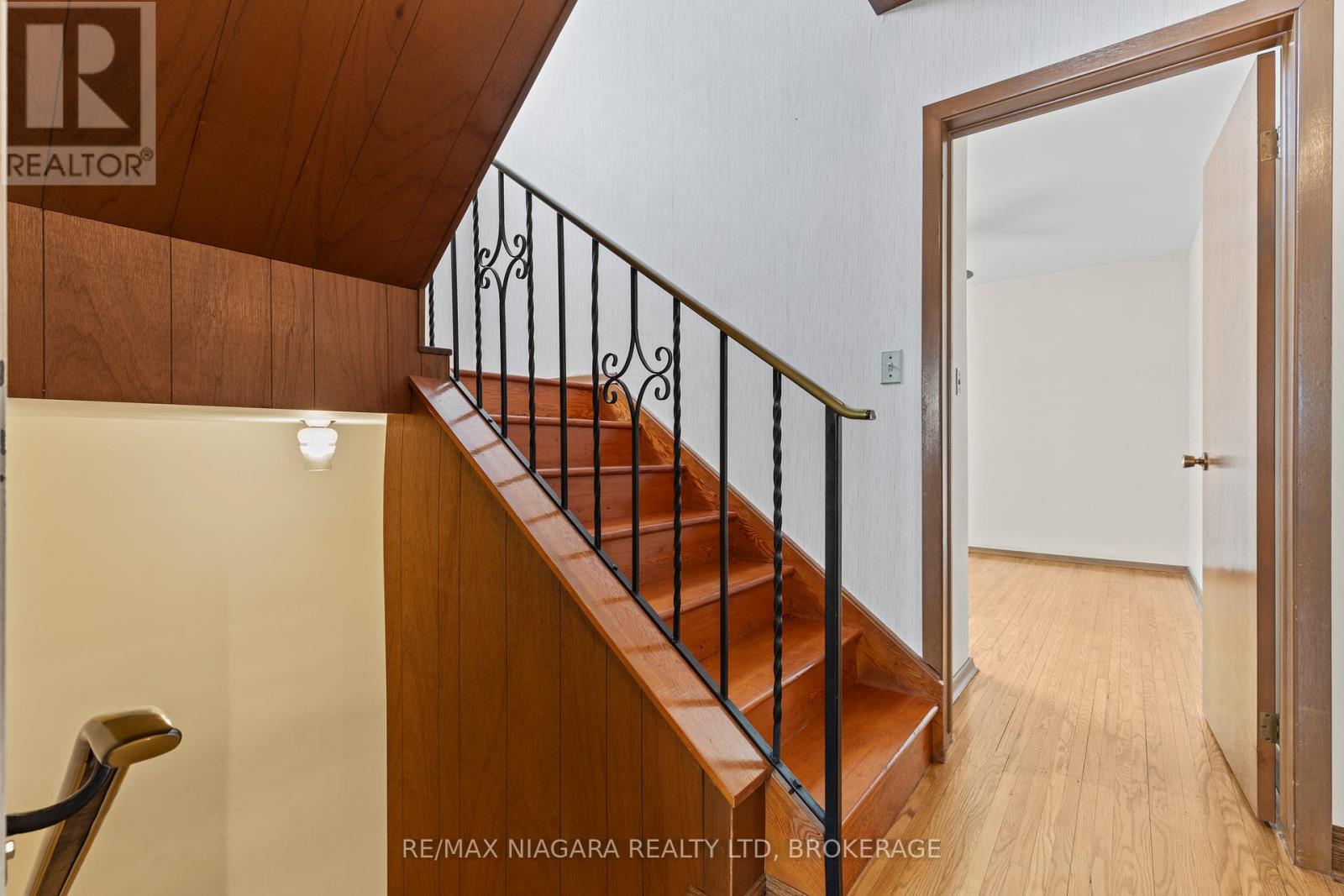 6628 Argyll Crescent, Niagara Falls, Ontario  L2G 5E7 - Photo 19 - X12435324