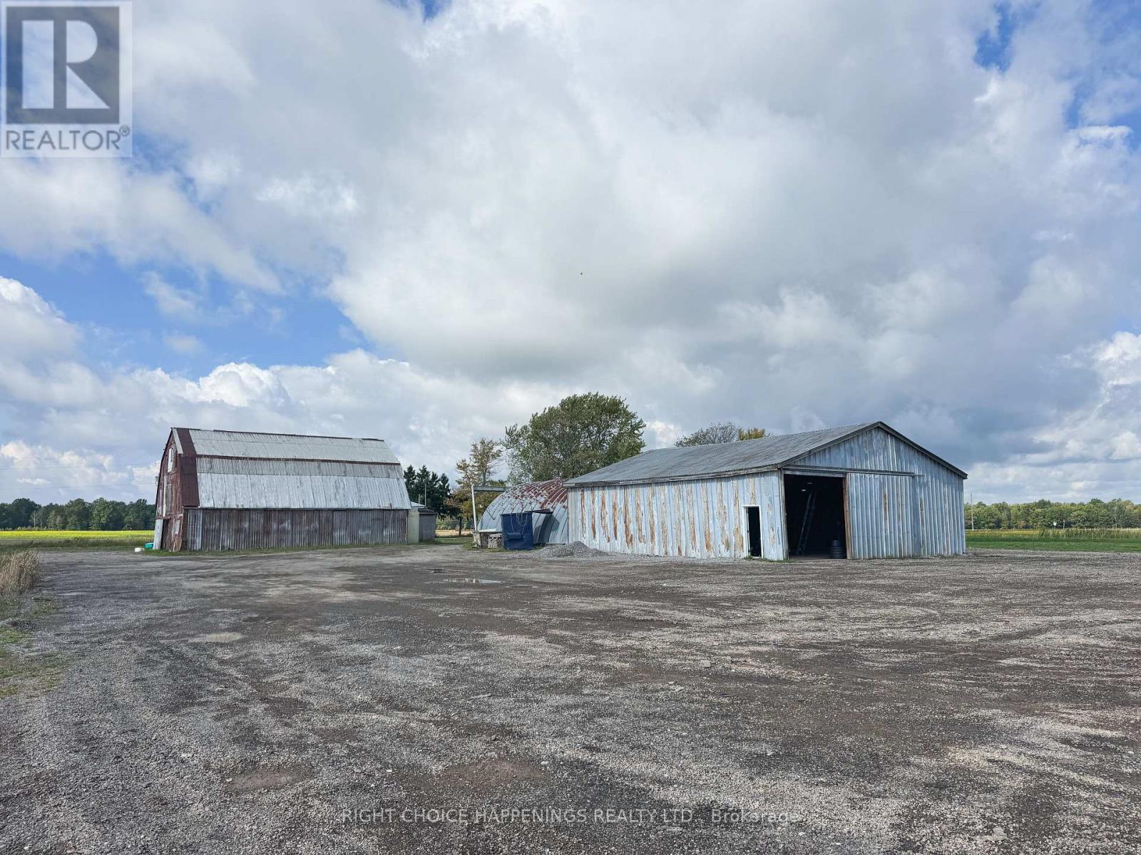1937 Brookfield Road, Port Colborne, Ontario  L3K 5V3 - Photo 17 - X12436246