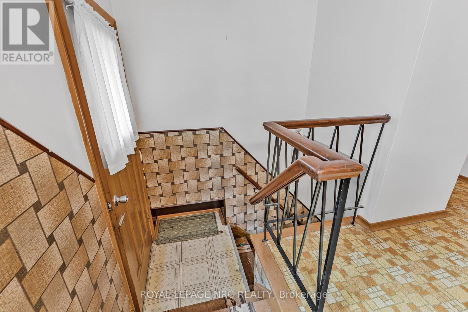 269 Rainbow Drive, Hamilton, Ontario  L8K 4G3 - Photo 20 - X12436332