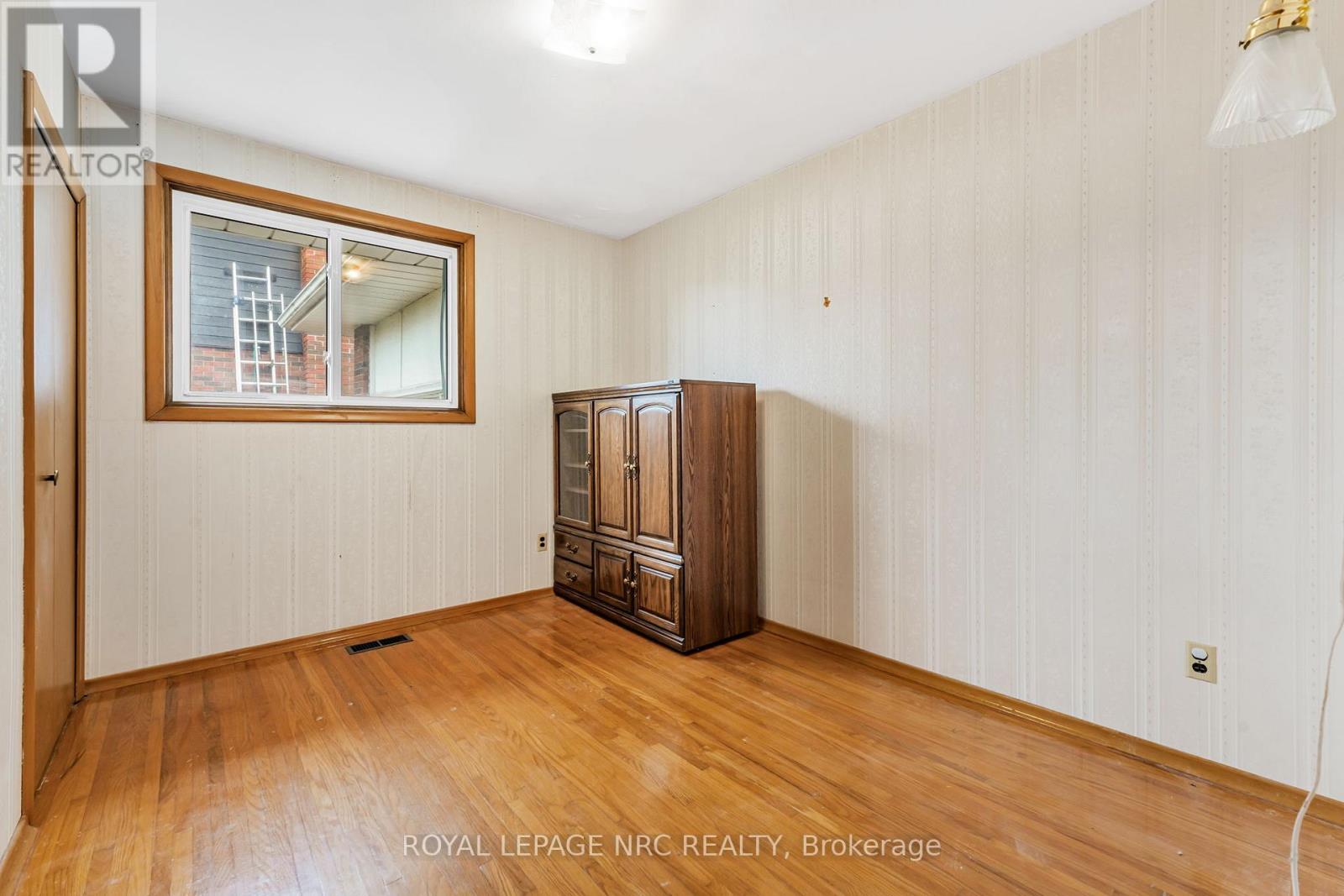 269 Rainbow Drive, Hamilton, Ontario  L8K 4G3 - Photo 28 - X12436332