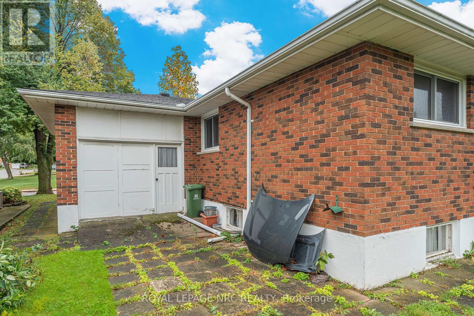 269 Rainbow Drive, Hamilton, Ontario  L8K 4G3 - Photo 43 - X12436332