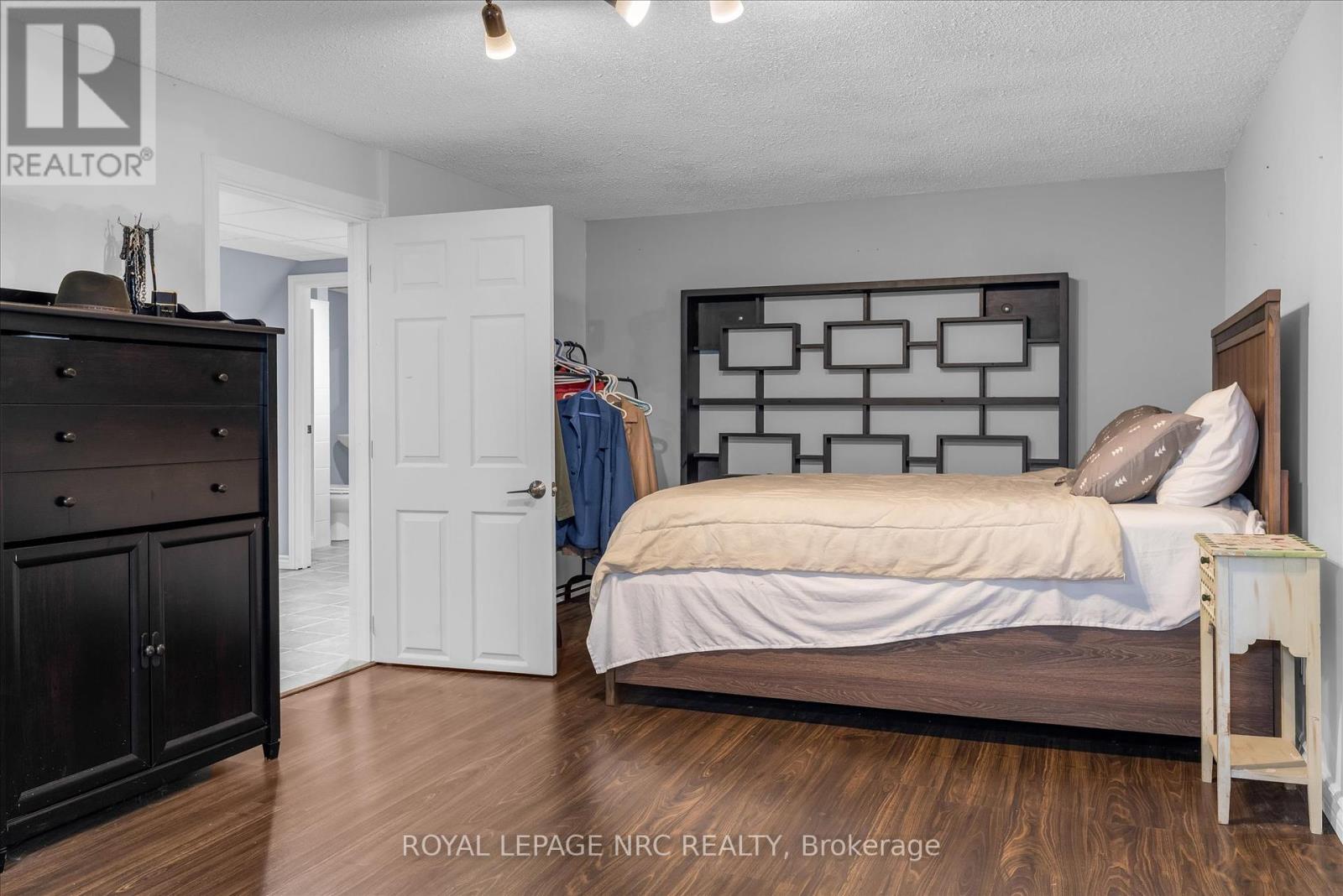 442 Bunting Road, St. Catharines, Ontario  L2M 3Z4 - Photo 24 - X12436713