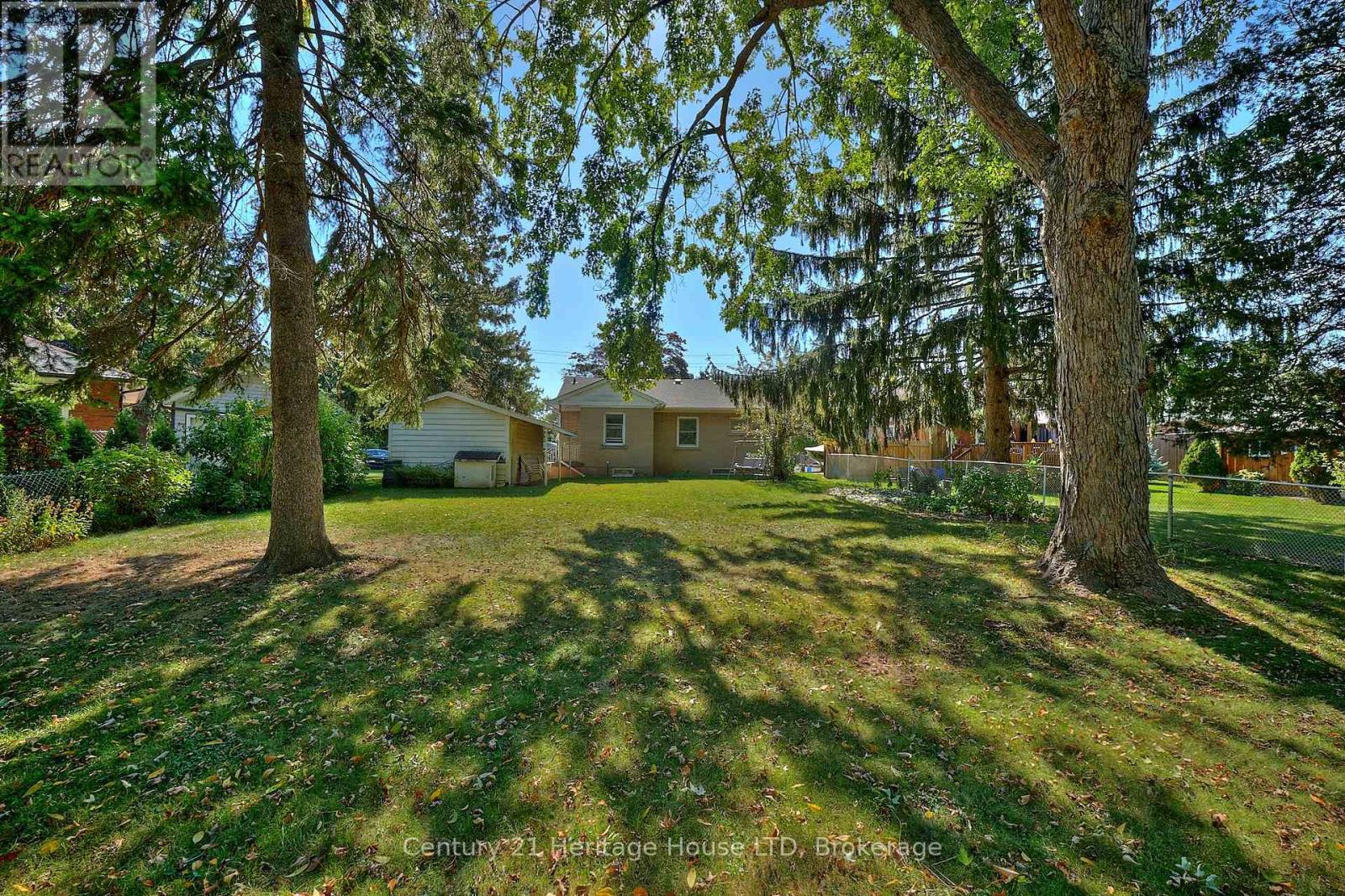 6281 Burdette Drive, Niagara Falls, Ontario  L2E 5H1 - Photo 5 - X12436995