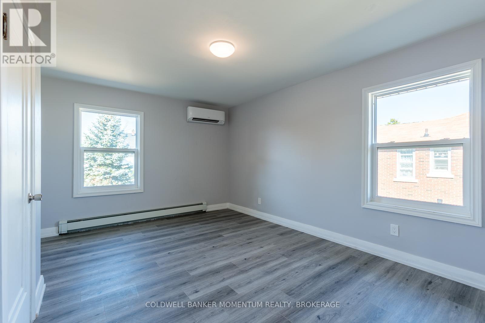 2 Foley Crescent, Thorold, Ontario  L2V 2K8 - Photo 17 - X12437085