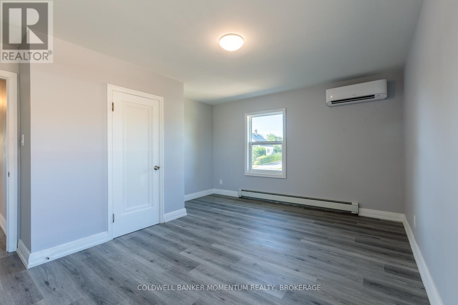 2 Foley Crescent, Thorold, Ontario  L2V 2K8 - Photo 18 - X12437085