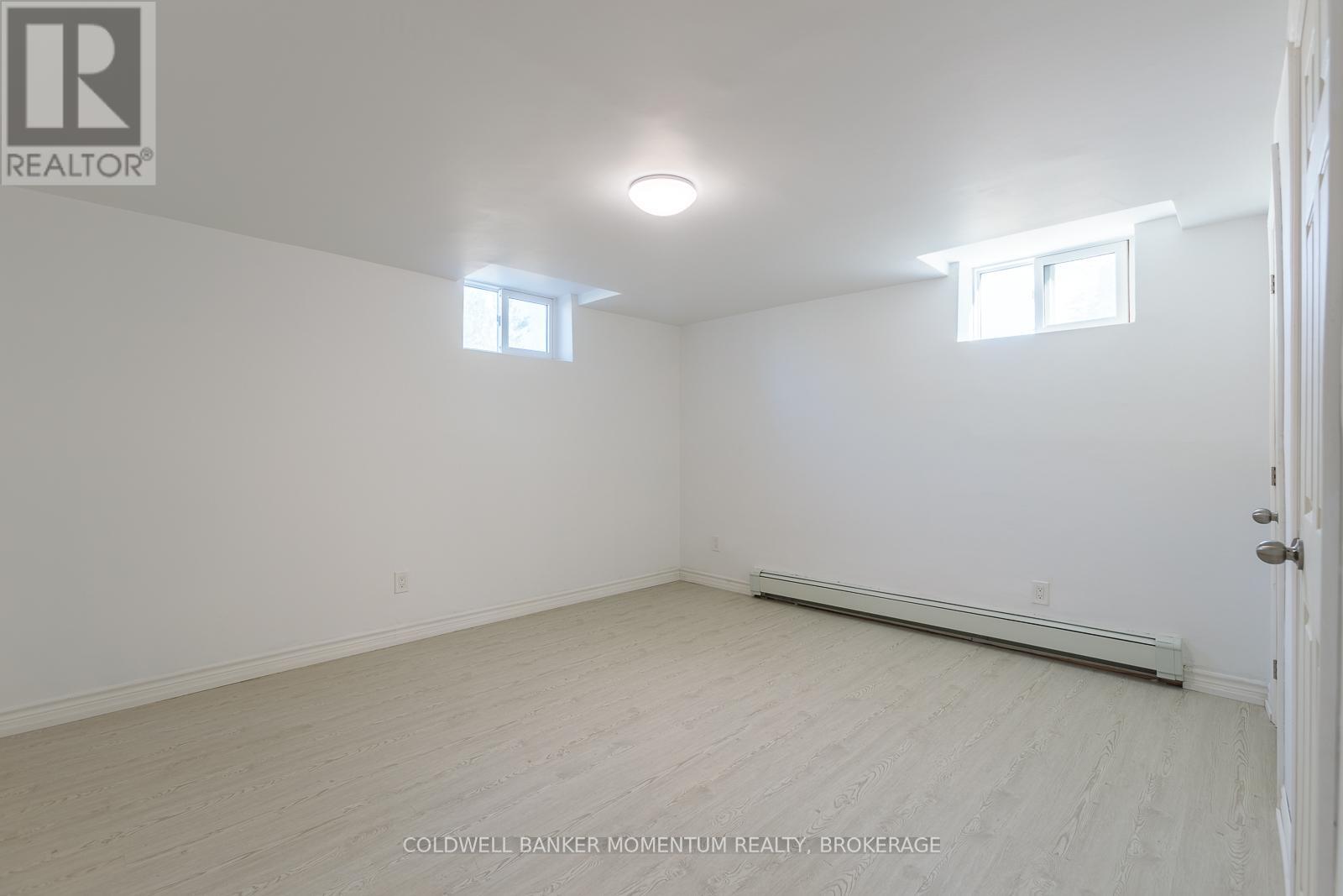 2 Foley Crescent, Thorold, Ontario  L2V 2K8 - Photo 29 - X12437085