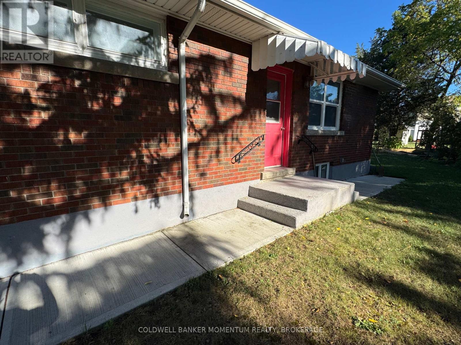 2 Foley Crescent, Thorold, Ontario  L2V 2K8 - Photo 32 - X12437085