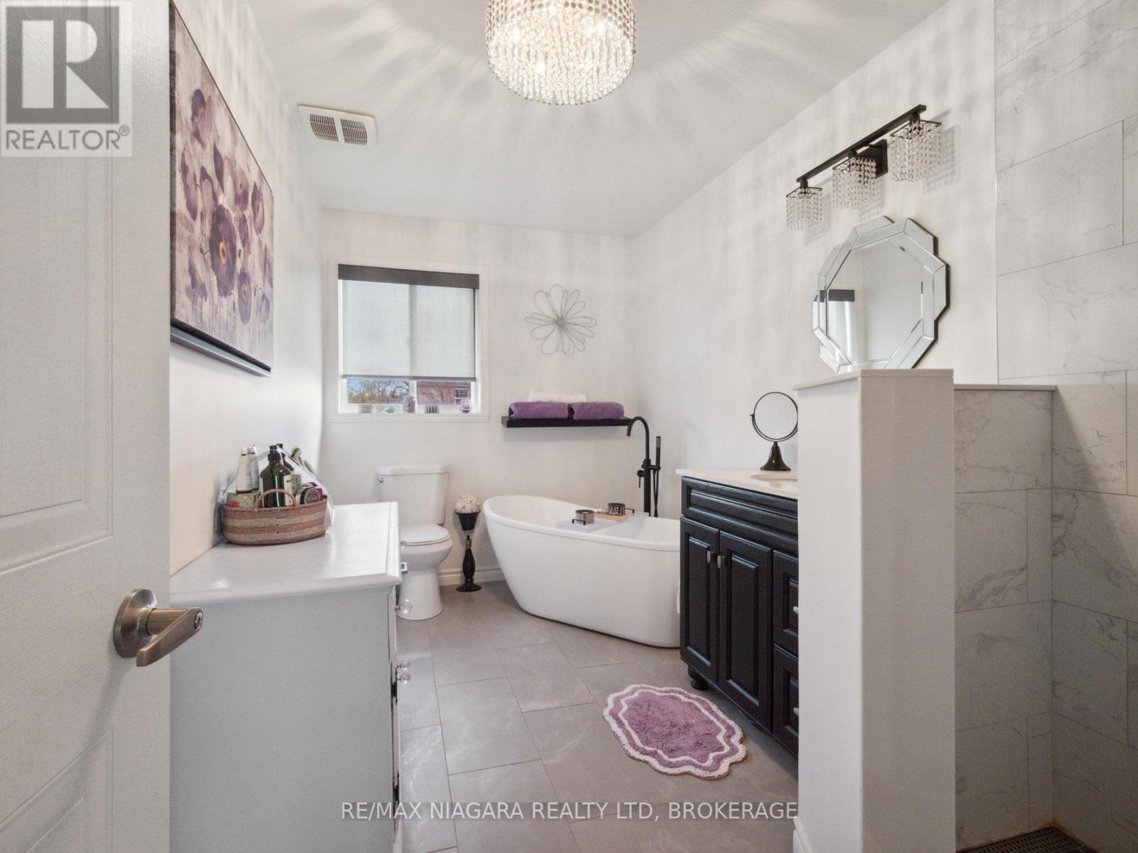 3564 Hill Street, Fort Erie, Ontario  L0S 1S0 - Photo 11 - X12437264