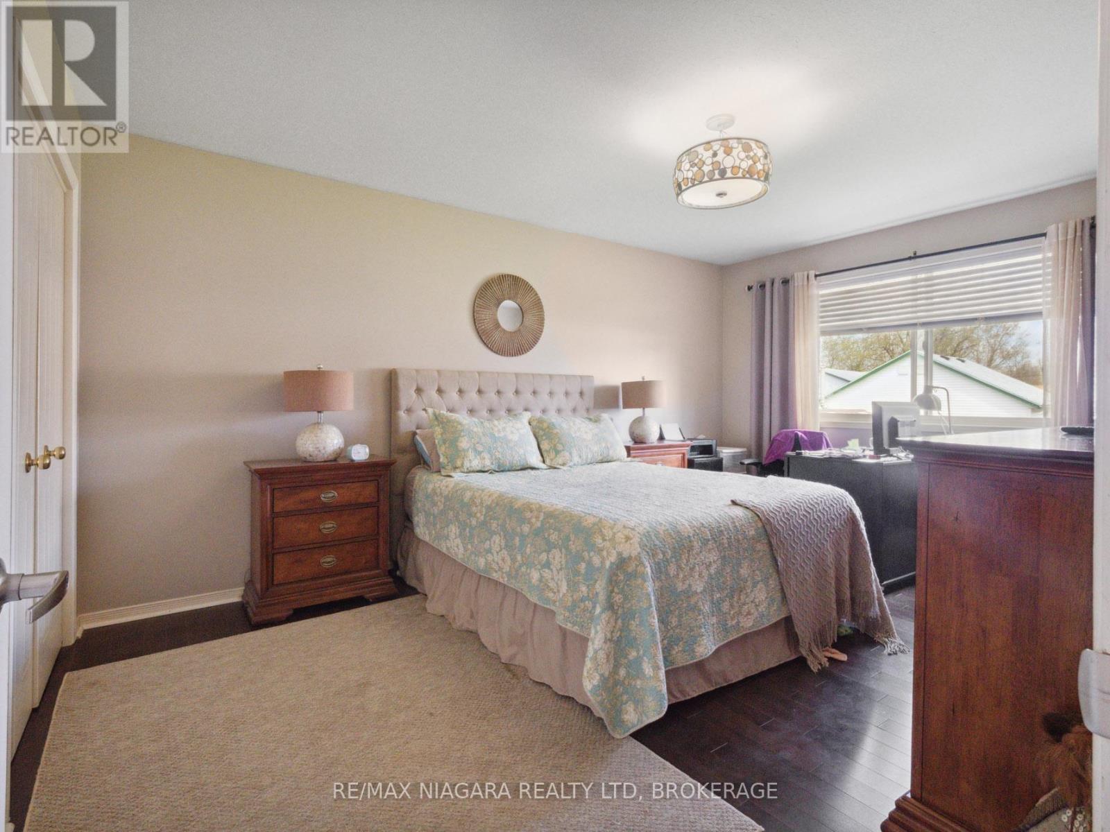 3564 Hill Street, Fort Erie, Ontario  L0S 1S0 - Photo 15 - X12437264