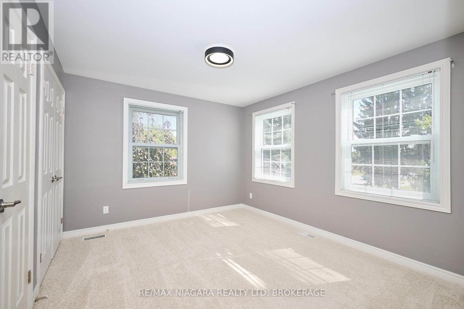 1 Breckenridge Boulevard, St. Catharines, Ontario  L2W 1A7 - Photo 36 - X12437589