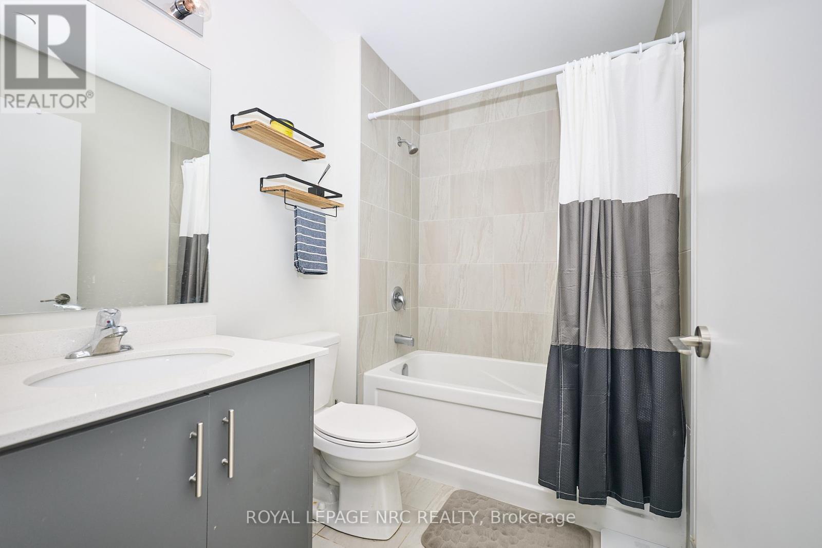 221 - 600 North Service Road, Hamilton, Ontario  L8E 0L2 - Photo 17 - X12438189