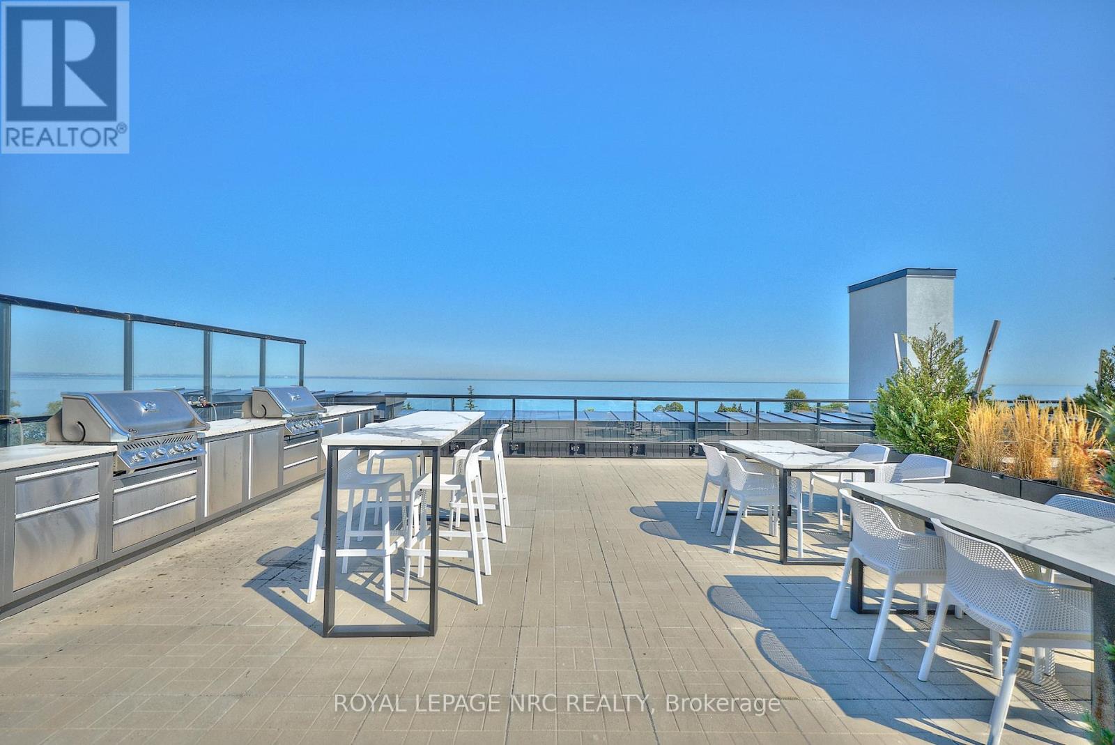 221 - 600 North Service Road, Hamilton, Ontario  L8E 0L2 - Photo 27 - X12438189