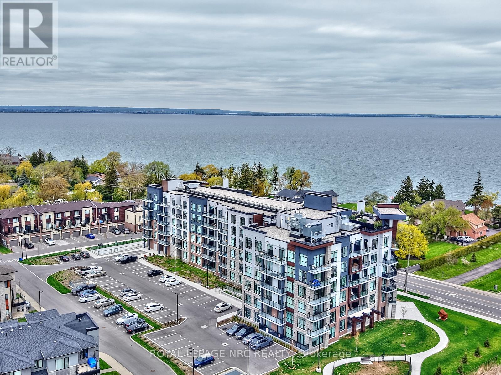 221 - 600 North Service Road, Hamilton, Ontario  L8E 0L2 - Photo 37 - X12438189