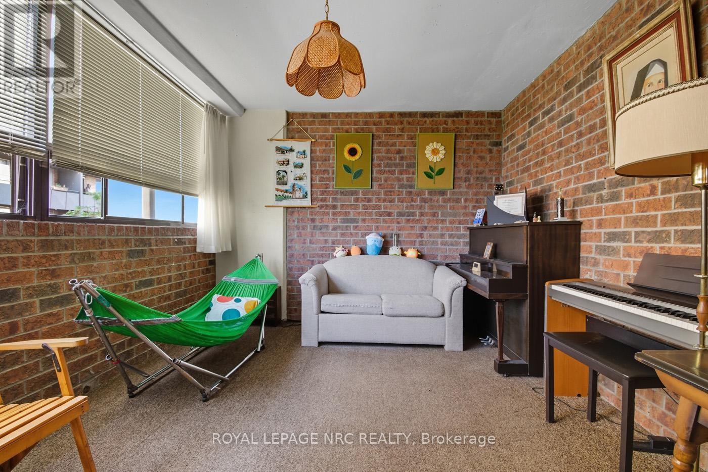 401 - 141 Church Street, St. Catharines, Ontario  L2R 7L7 - Photo 15 - X12438249