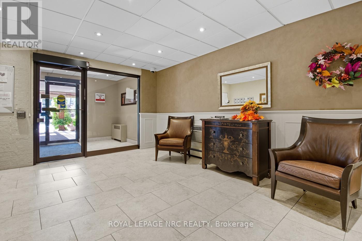 401 - 141 Church Street, St. Catharines, Ontario  L2R 7L7 - Photo 6 - X12438249