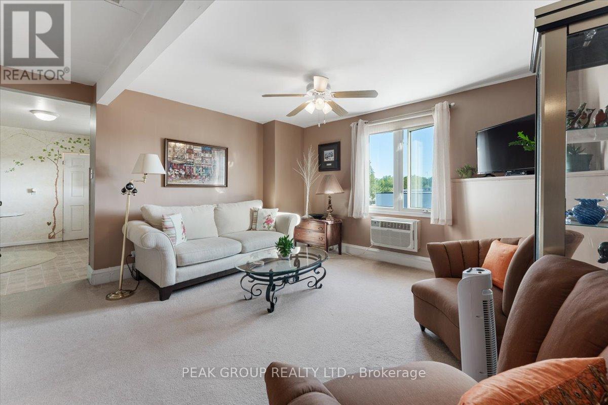 4386 Drummond Road, Niagara Falls, Ontario  L2E 6C3 - Photo 21 - X12438663