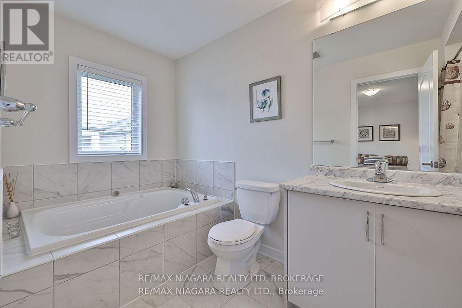77 Keelson St, Welland, Ontario  L3B 0M4 - Photo 21 - X12438683