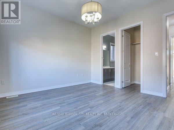 75 Cannery Drive, Niagara-On-The-Lake, Ontario  L0S 1J1 - Photo 11 - X12438987