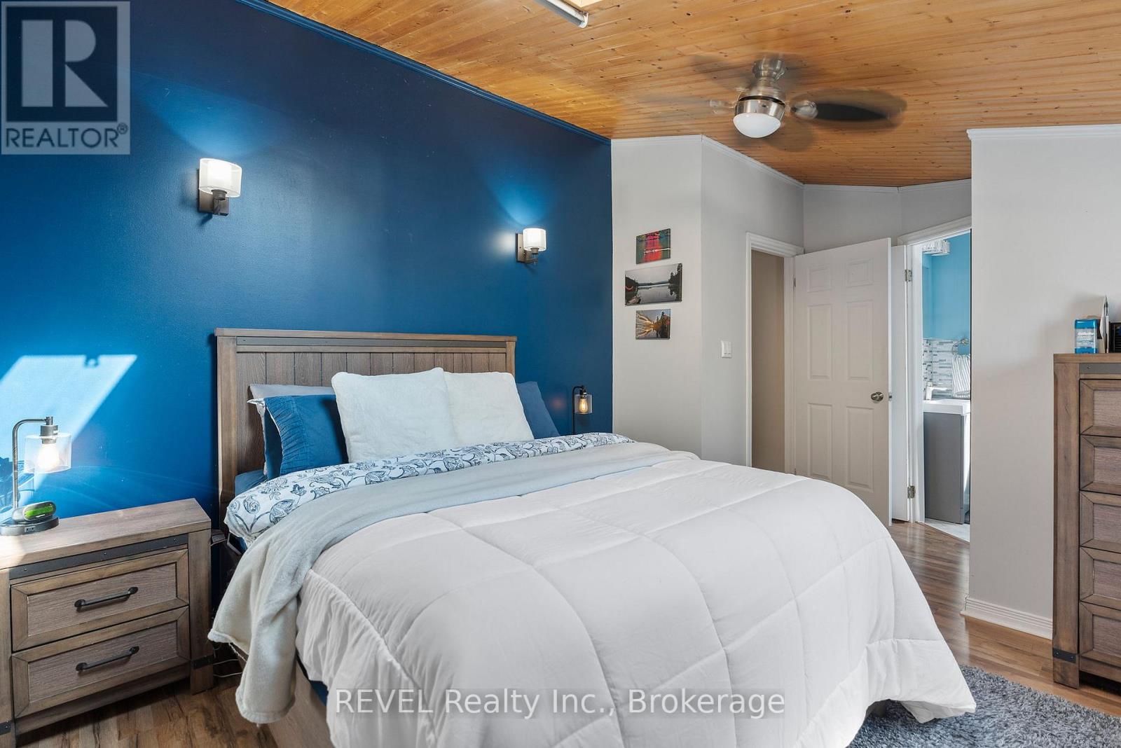 33 Regent Street, Thorold, Ontario  L2V 1T5 - Photo 20 - X12439205