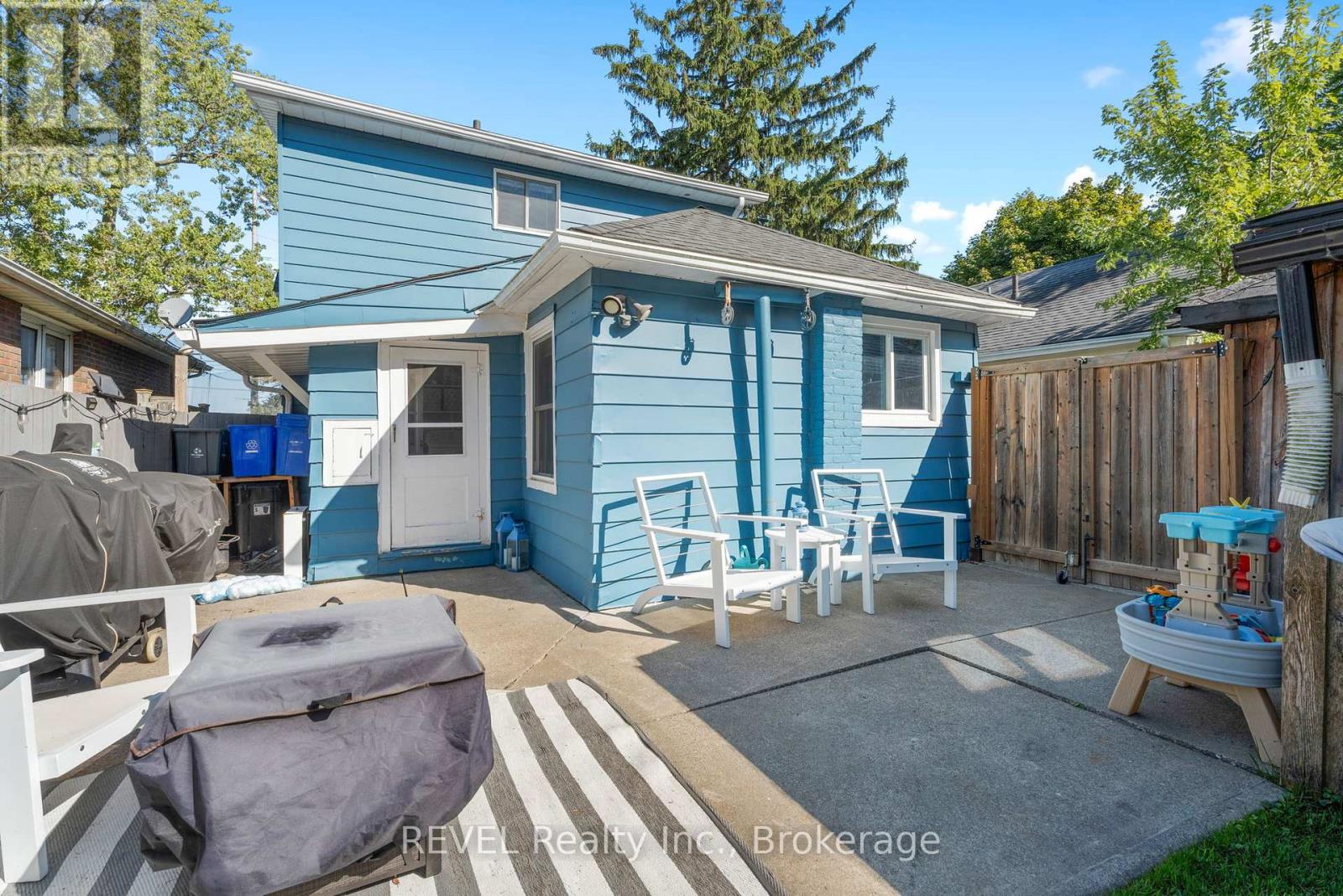 33 Regent Street, Thorold, Ontario  L2V 1T5 - Photo 25 - X12439205