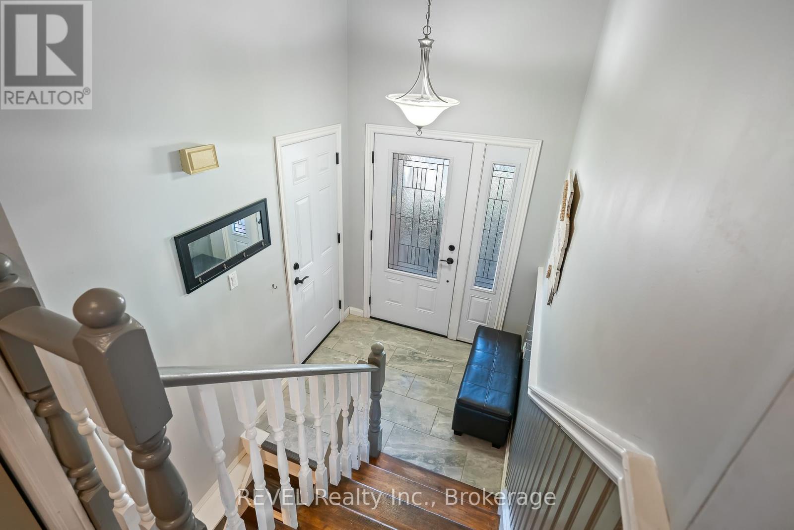 12 Silverdale Drive, St. Catharines, Ontario  L2M 3N1 - Photo 16 - X12439514