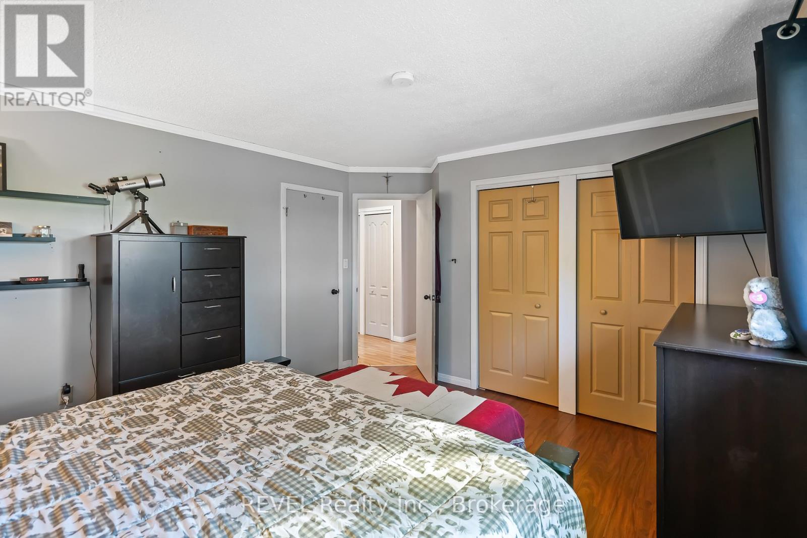 12 Silverdale Drive, St. Catharines, Ontario  L2M 3N1 - Photo 29 - X12439514