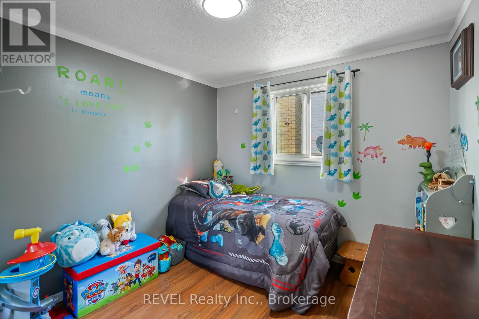 12 Silverdale Drive, St. Catharines, Ontario  L2M 3N1 - Photo 31 - X12439514