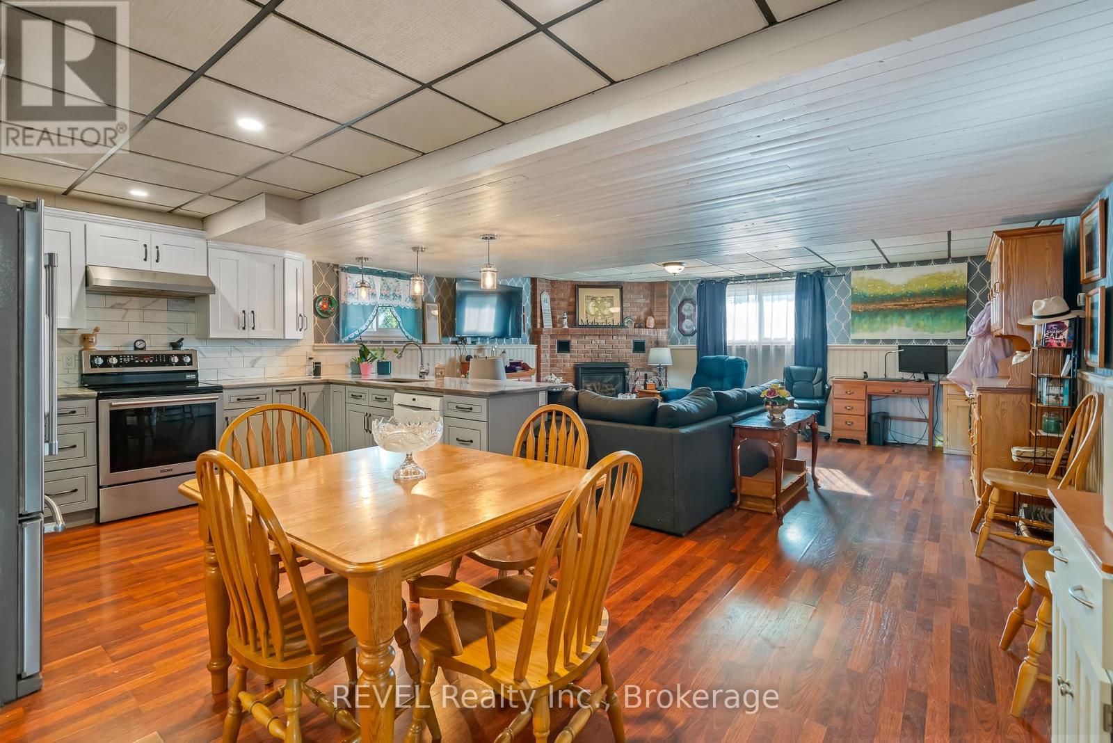 12 Silverdale Drive, St. Catharines, Ontario  L2M 3N1 - Photo 32 - X12439514