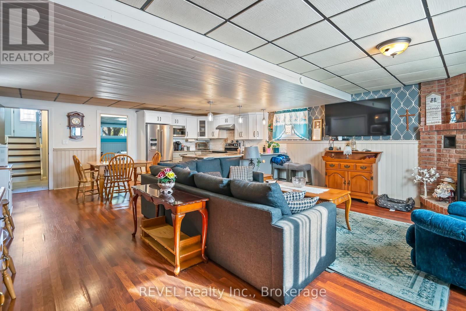 12 Silverdale Drive, St. Catharines, Ontario  L2M 3N1 - Photo 38 - X12439514