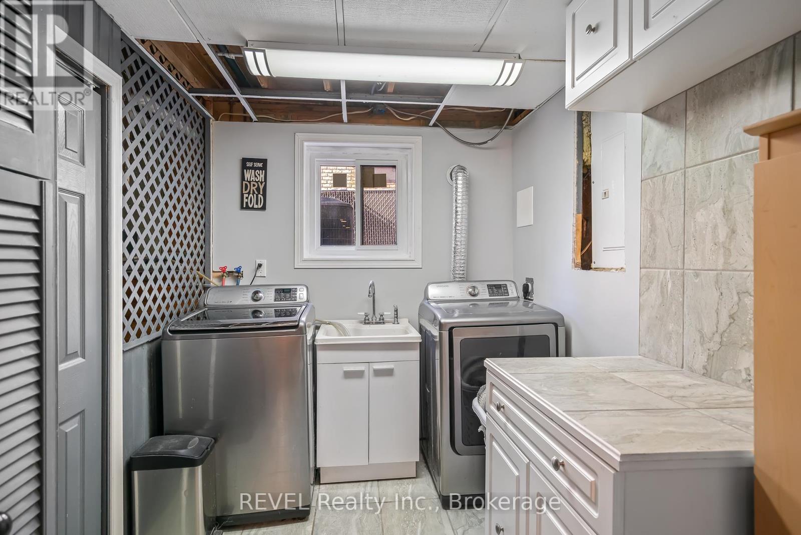 12 Silverdale Drive, St. Catharines, Ontario  L2M 3N1 - Photo 40 - X12439514