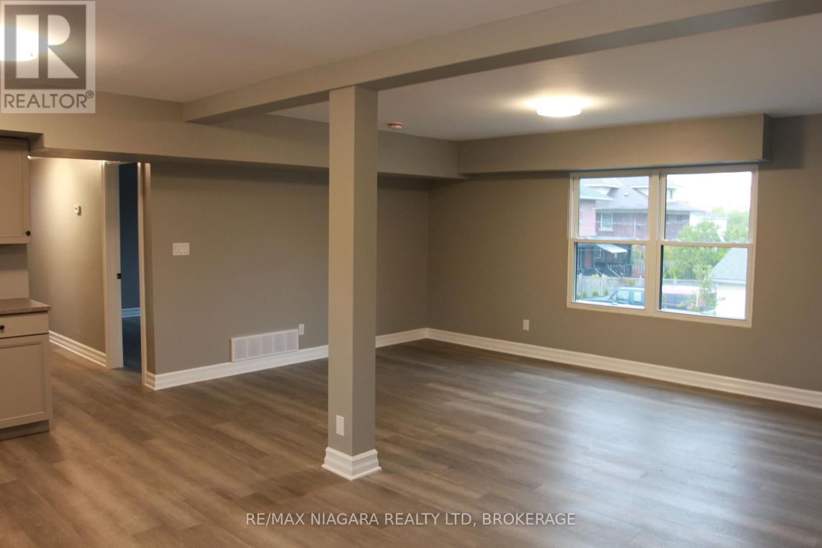 21 Wintemute Street, Fort Erie, Ontario  L2A 3N9 - Photo 22 - X12439523