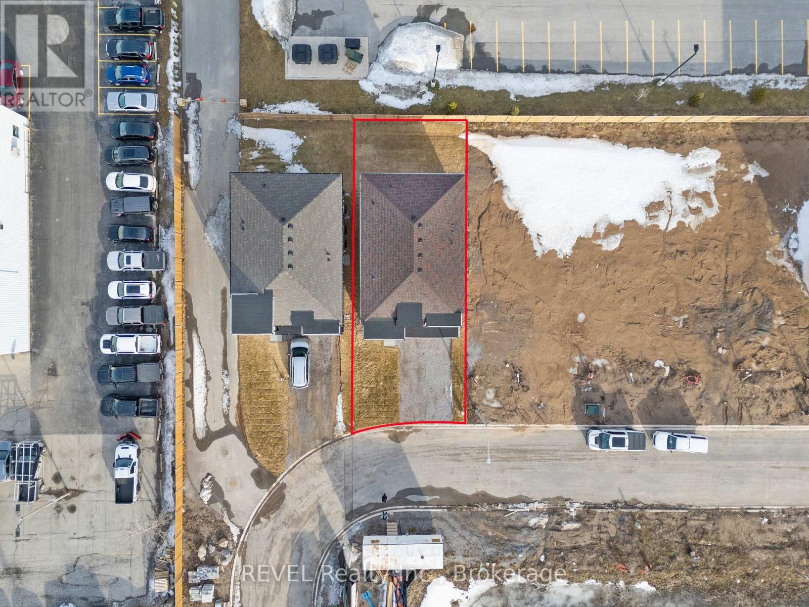 210 Wellandvale Drive, Welland, Ontario  L3C 7C7 - Photo 36 - X12440227