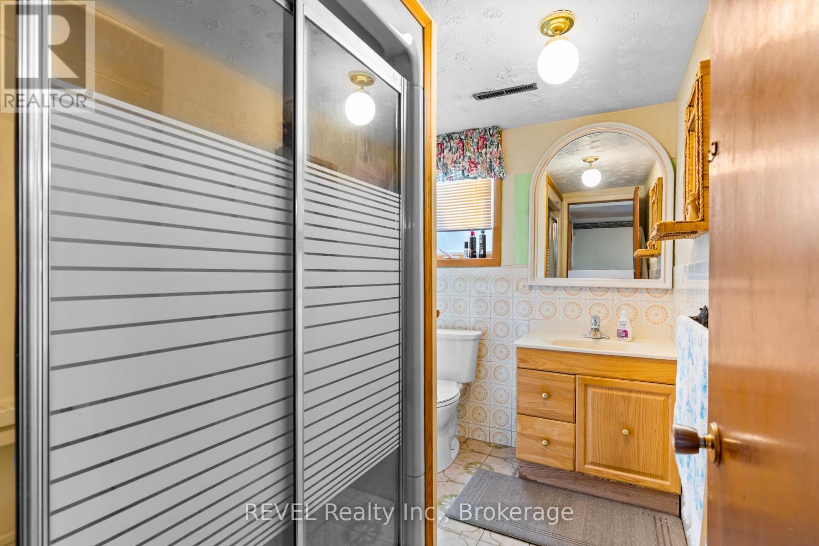 6256 Johnson Drive, Niagara Falls, Ontario  L2J 3J5 - Photo 21 - X12440484