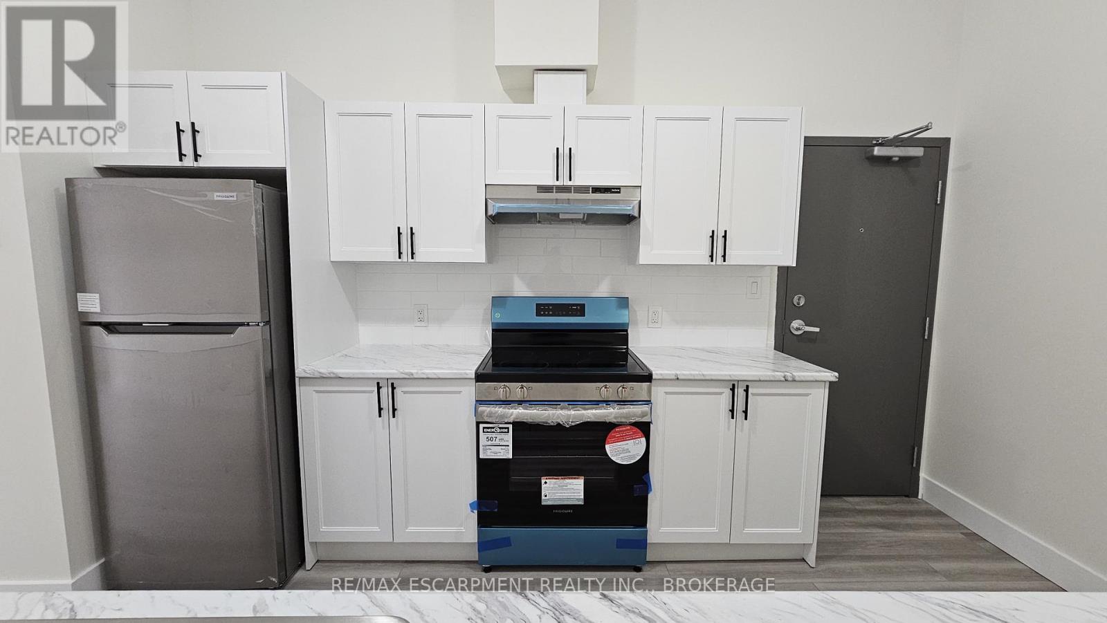 363 Front Street, Belleville, Ontario  K8N 2Z9 - Photo 13 - X12440543