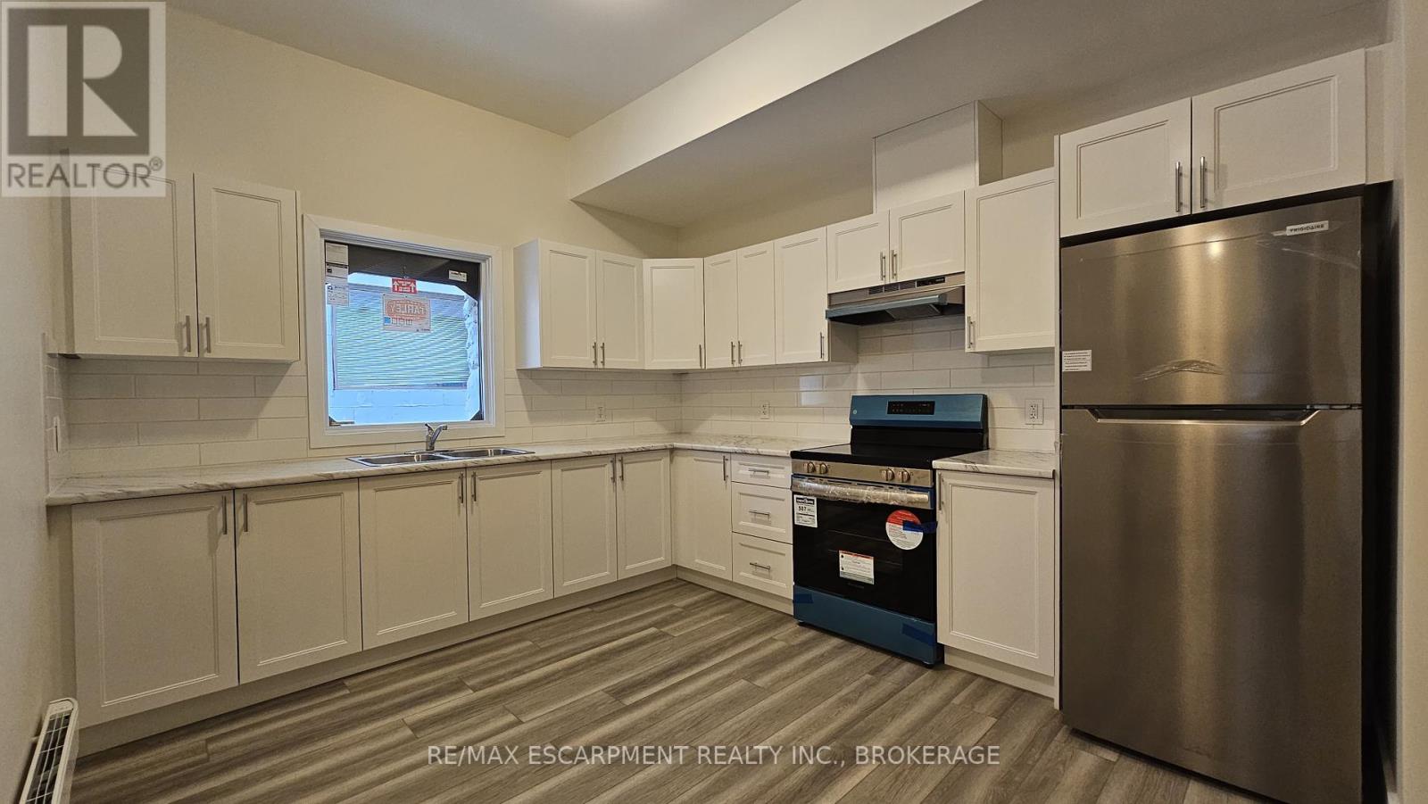 363 Front Street, Belleville, Ontario  K8N 2Z9 - Photo 3 - X12440543