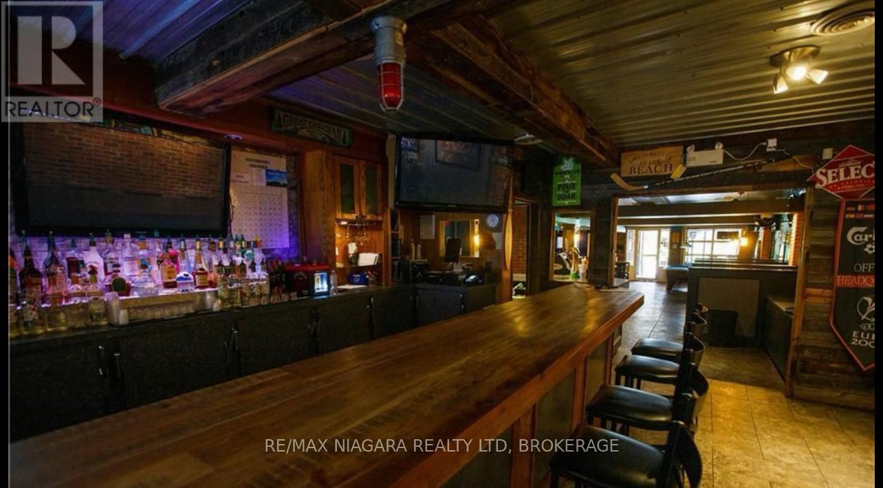 4020 Erie Road, Fort Erie, Ontario  L0S 1B0 - Photo 10 - X12440834