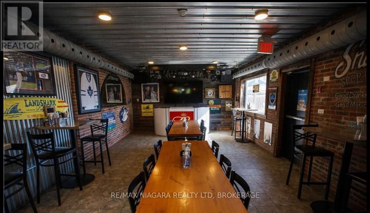 4020 Erie Road, Fort Erie, Ontario  L0S 1B0 - Photo 8 - X12440834