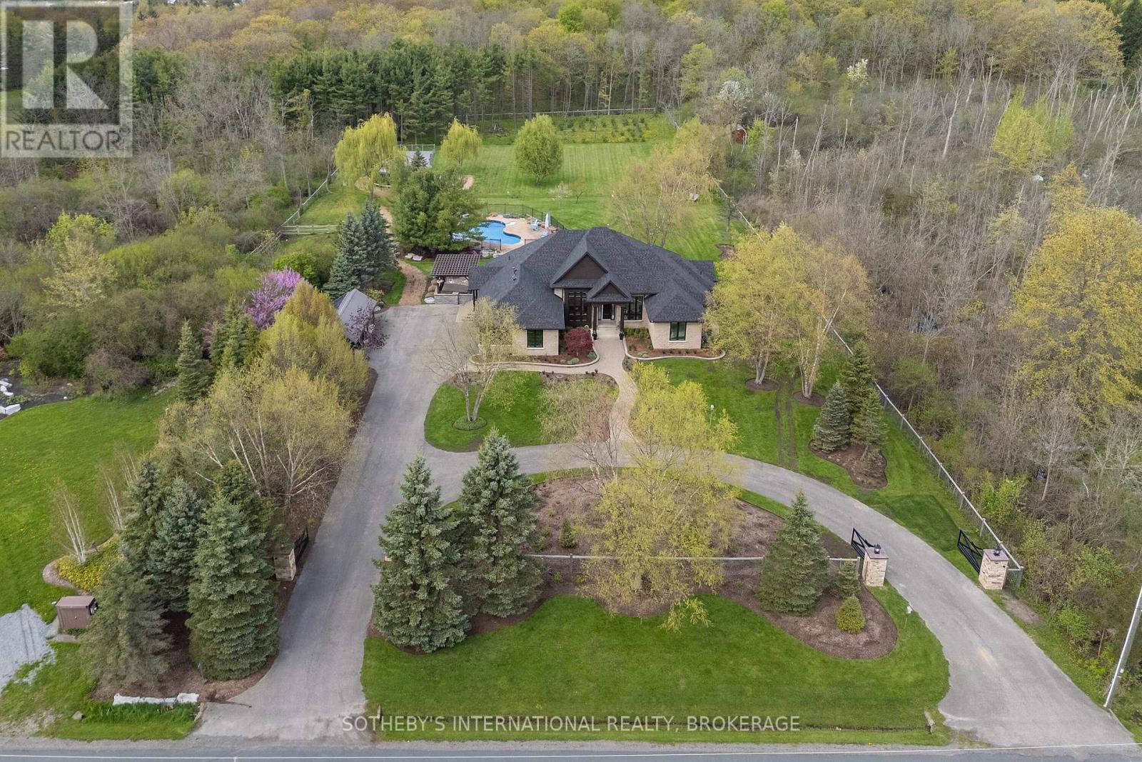 3500 Nigh Road, Fort Erie, Ontario  L0S 1N0 - Photo 2 - X12440836