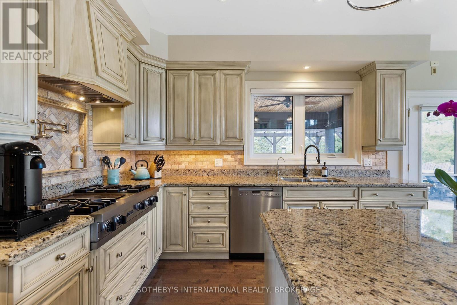 3500 Nigh Road, Fort Erie, Ontario  L0S 1N0 - Photo 21 - X12440836